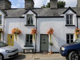 6, Church Street, Bala LL23 7HL