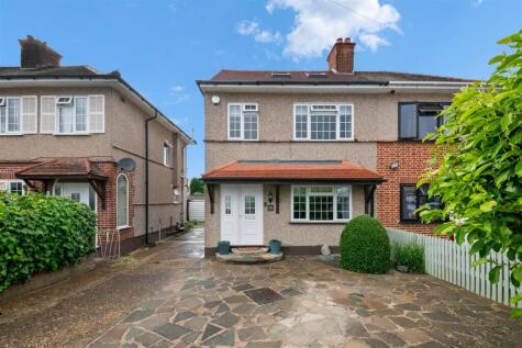 Dorset Avenue, Hayes