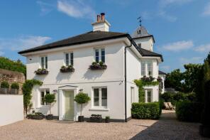 Hill House, Stoke Hill, Totnes TQ9 6SF