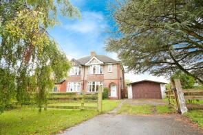321, Manor Road, Woodside LU1 4DN