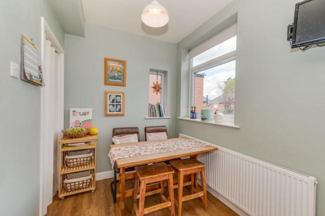 KITCHEN, DINER AND LIVING ROOM