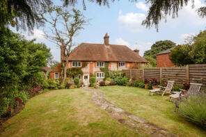 Yew Tree Cottage, The Street, Guildford GU4 7RU