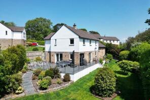 3 Archdeacons House, Knights Hill, Truro TR1 3UY