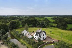Kingspool, New Road, Moreton CW12 4RU