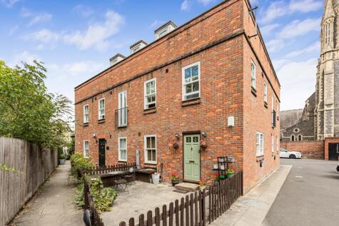 Tanners Court, St Andrew Street, Hertford, Hertfordshire, SG14