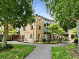 4, Stapeley Court, Westcroft, Milton Keynes MK4 4FS