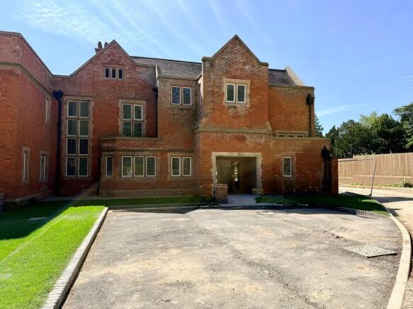 West Wing Front