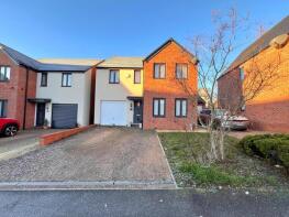 29, Walmer Close, Northampton NN5 4WL