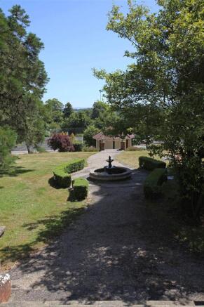 Southdowns fountain.jpg