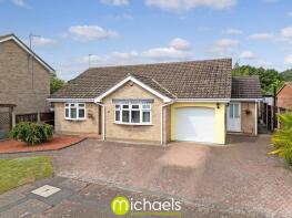 25, Searle Way, Colchester CO6 3QS