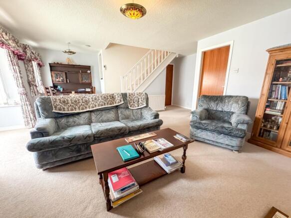 Pearl St EweMove Saltburn-10