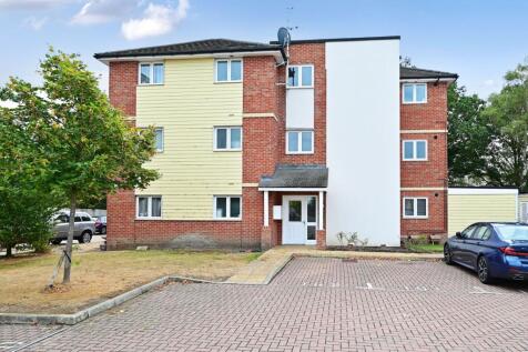 Coxwell Avenue, Farnborough, GU14