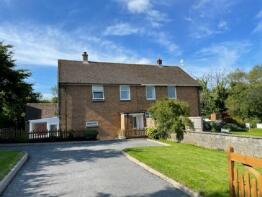 4, Bryngwyn, Gwynfe Road, Ffairfach, Llandeilo SA19 6YS