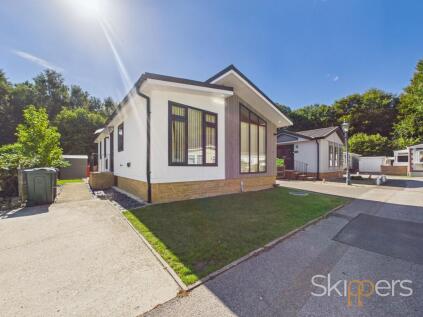 Canterbury Road, Charing, TN27