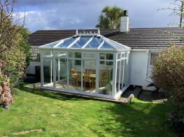 6, Rhosffordd, Moelfre LL72 8NW