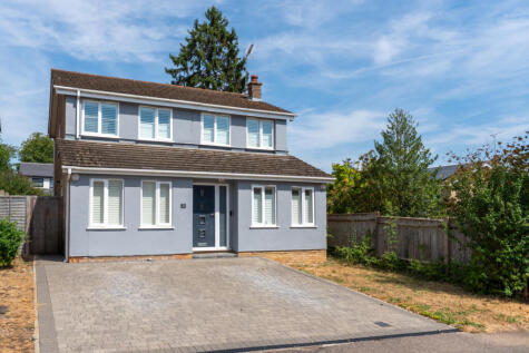Maple Grove, Bishop's Stortford, Hertfordshire, CM23