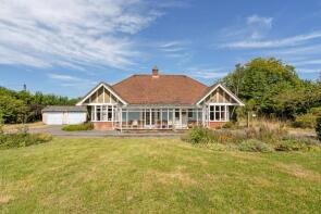 The Firs, Alton Road, Winslade RG25 2NQ
