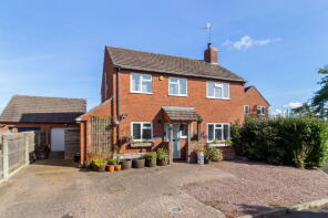 5, Willow Close, Ryall Grove, Worcester WR8 0RS