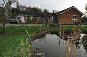 Leafield, Hall Green, Diss IP22 5UX