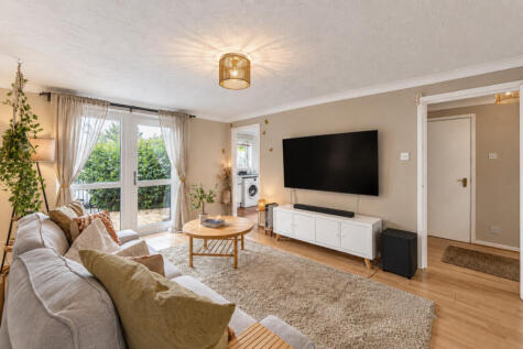 Green Pond Road, London, E17
