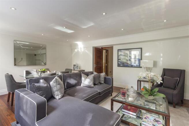 B1  86-92 Kensington Gardens Square - 355411 Rec_R