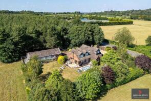 Grey Gables, Fordfield Road, Bedford MK45 2HZ