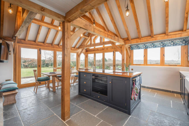 Kitchen/Dining Room