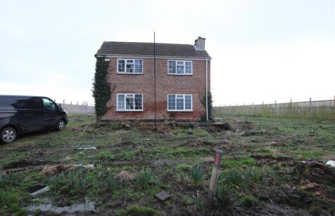 Carrhouse Road, Carrhouse, Belton