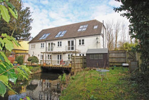 Kingfishers Loft, Carmel Terrace, Mongewell, Wallingford OX10 8BX