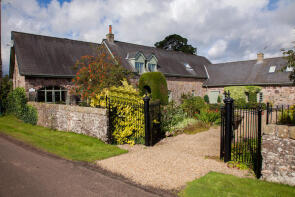 The Steadings, Dalqueich, Milnathort KY13 0RG