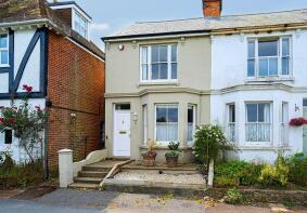 North Den, North Street, Winchelsea TN36 4HR