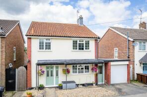 3, Beech Close, Lingfield RH7 6JE