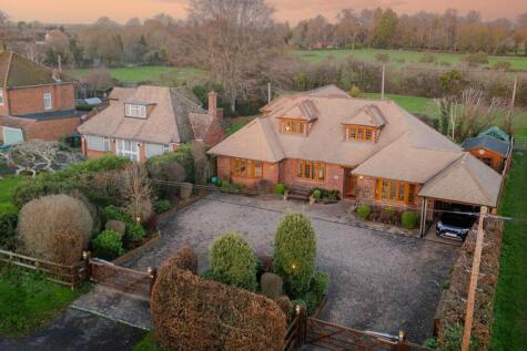 Worlds End Lane, Weston Turville