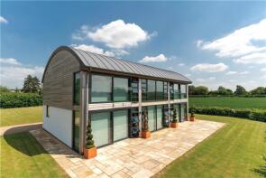 Kingsmeade Dutch Barn, Stratford Road, Warwick CV35 9ES