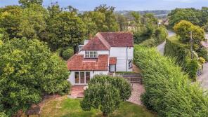 Trolliloes Cottage, Trolliloes Lane, Trolliloes, Hailsham BN27 4QR