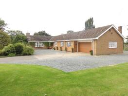 Birkin Lodge, Roe Lane, Birkin, Knottingley WF11 9LR