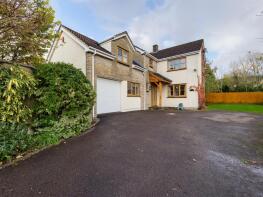 The Crest, Grove Lane, Chippenham SN14 8HG