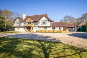 Meadcroft, Grenville Road, Godalming GU8 6AX