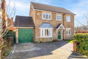 3, Dollimore Close, Hitchin SG4 8TF