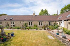 The Old Stables, Road From Village Green To Tarlton Church, Cirencester GL7 6PA