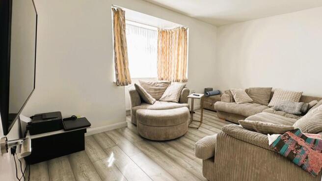 Lounge 2