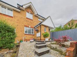 37, Harvest Lane, Stevenage SG2 7RD