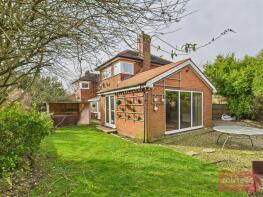 4, North Cliff Gardens, Scarborough YO12 6PR