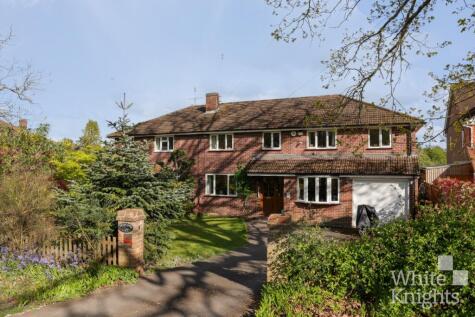 Western Avenue, Woodley, Reading, Berkshire, RG5 3BH