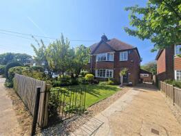 38, Rough Common Road, Canterbury CT2 9DJ