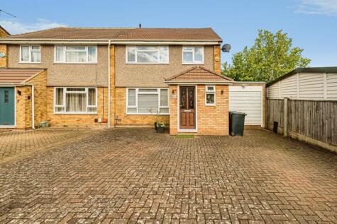 Nursery Road, Taplow, Maidenhead