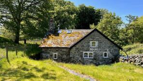 Tyn Y Coed, Pentre Gwynfryn, Llanbedr LL45 2PA