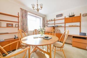 20, Brocks Drive, Fairlands GU3 3NQ