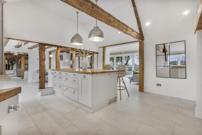 Kitchen/Breakfast Room
