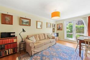 Flat 3, 12, Hilldrop Crescent, London N7 0HY
